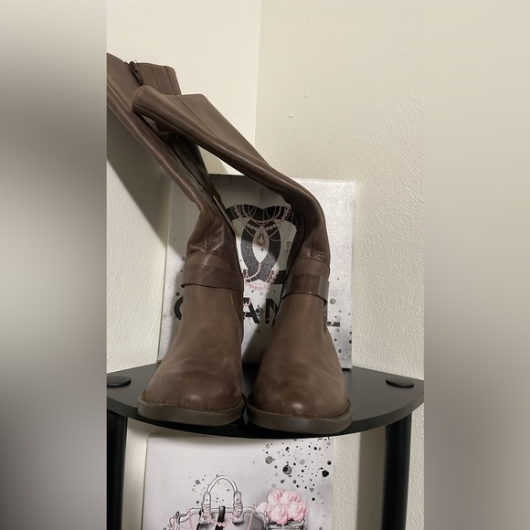 Saddler Leather Knee High Boot - Picture 2 of 6